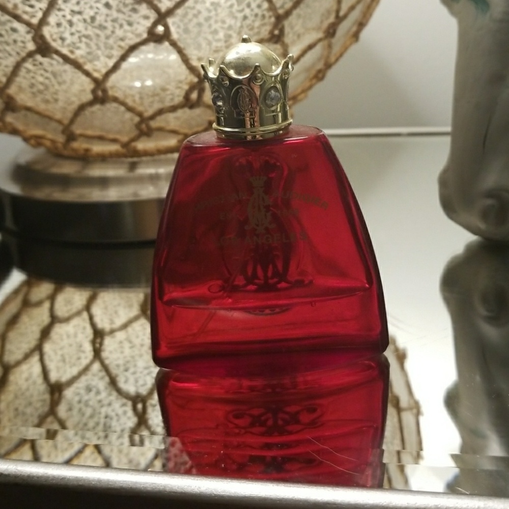 Perfume - Picture 2 of 2